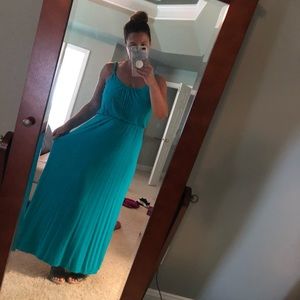 LOFT maxi dress - small